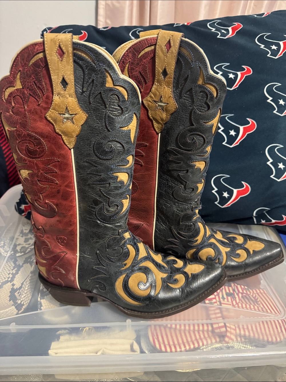 Ariat Black and Tan Lace-Up Western Boots - Picture 4 of 6